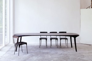 <a href=https://www.galeriegosserez.com/artistes/loellmann-valentin.html>Valentin Loellmann </a> - One Piece - Table